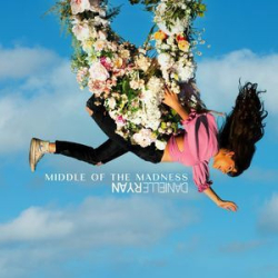 : Danielle Ryan - Middle Of The Madness (EP) (2022)