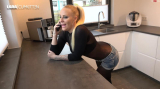 Cover: Nylon Fremdfick mit Xxl Creampie - Vom Freund meiner Stiefschwester geschwaengert : Nylon Fremdfick mit Xxl Creampie - Vom Freund meiner Stiefschwester geschwaengert