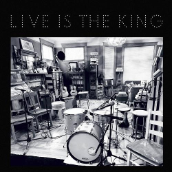 : Jeff Tweedy - Live Is The King (2021)